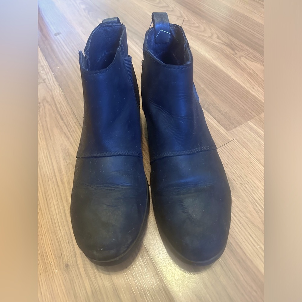 Sorel Black Leather Ankle Booties